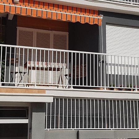 Tulstig Delmar Apartment บิลาโนวา อิลา เจลตรู ภายนอก รูปภาพ